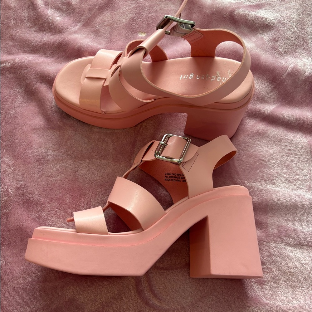 Steve Madden Pink Platform Sandals Size 8.5